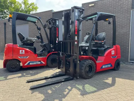 Almat breidt verhuurvloot uit met twee elektrische Manitou ME-LIFT heftrucks