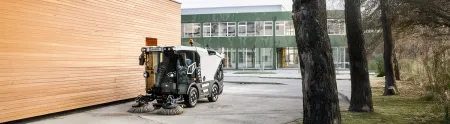 Nieuw in ons assortiment: Rasco veegmachines nu bij Almat Laren