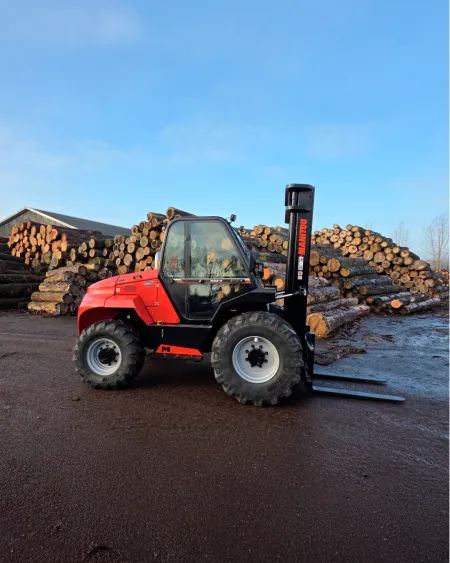 Twee mooie afleveringen: Manitou M50-4 en Kubota U18-5 naar tevreden klanten