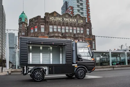 Spijkstaal wint tender voor de levering en all-in onderhoud van maar liefst 134 elektrische bedrijfsvoertuigen aan het Ministerie van Defensie!